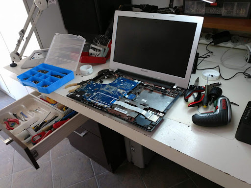 Laptop Şarj Almıyor mu? Yalova Teknik Servis Açıklıyor | Yalova Bilgisayar